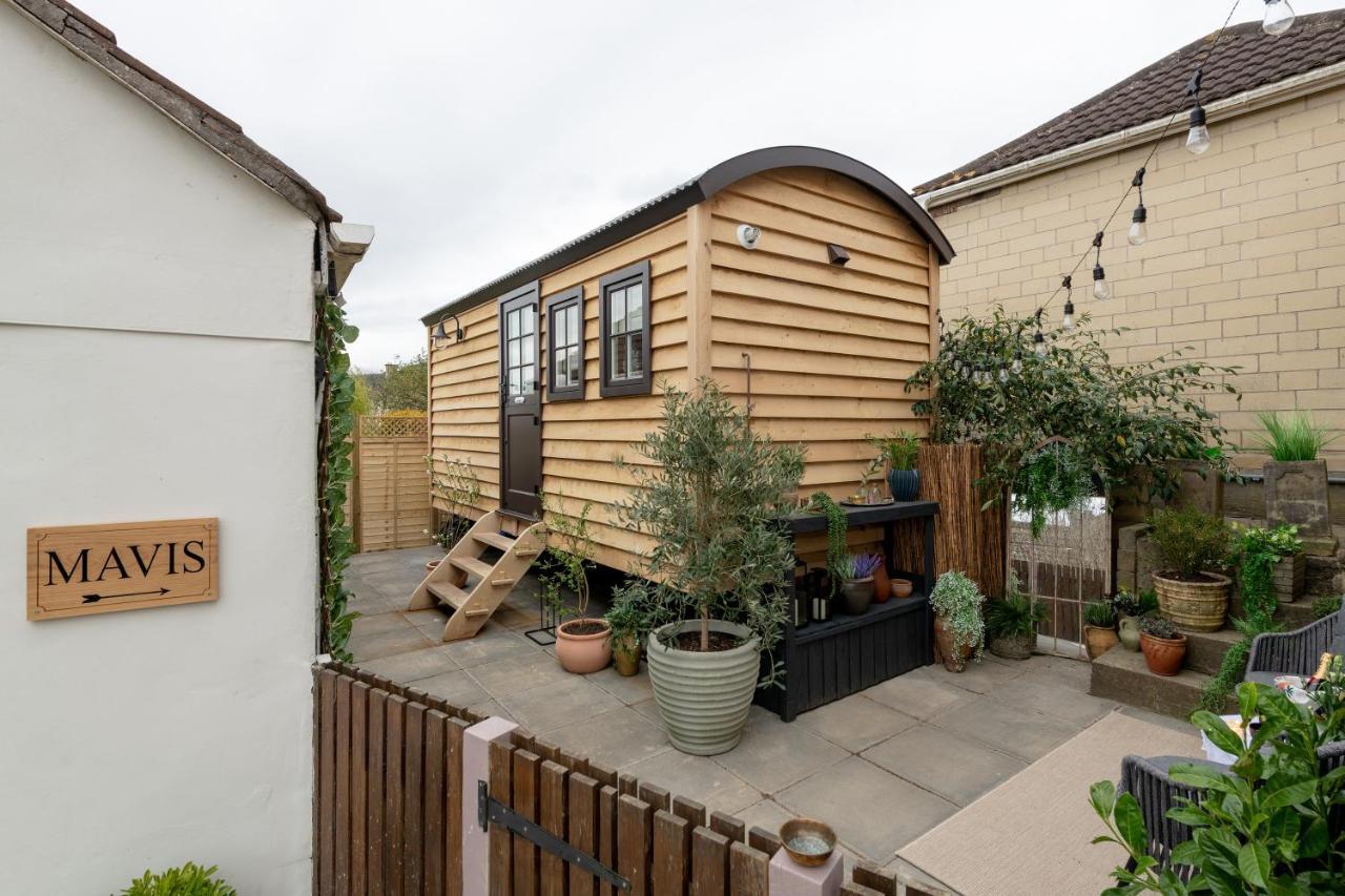 Stylish Hut In A Small Village Just Outside Bath Bathford Exterior photo